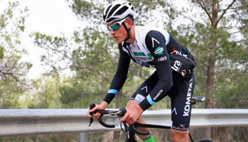 Imagen de la temporada 2020, con los colores del Kometa Xstra Cycling Team