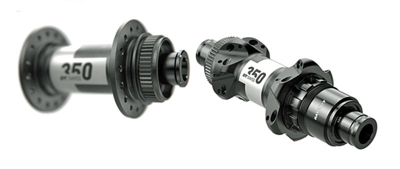 Buje delantero 350 Classic y trasero 350 StraightPull con núcleo SRAM XDR