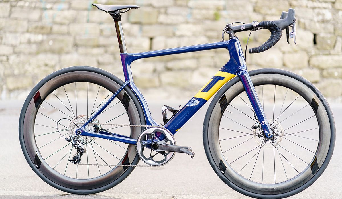 Aqua Blue revela los detalles sobre la bici monoplato que usarán en 2018