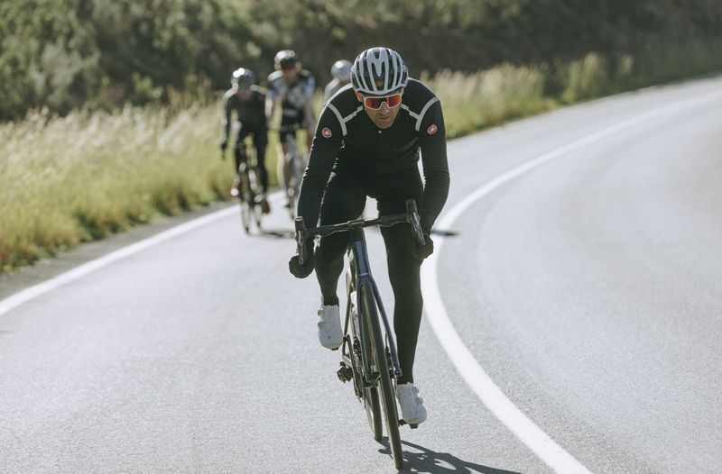 brazodehierro SRAM force AXS launch group 2 riding road cycling 2198 brazodehierro SRAM force AXS launch group 2 riding road cycling 2198