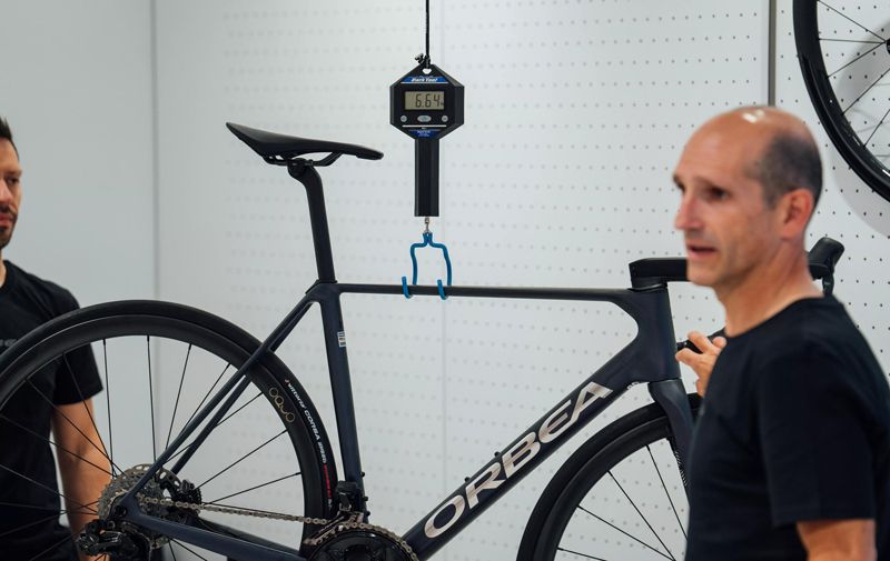 Orca M10iLTD weight size 53 without pedals   Large