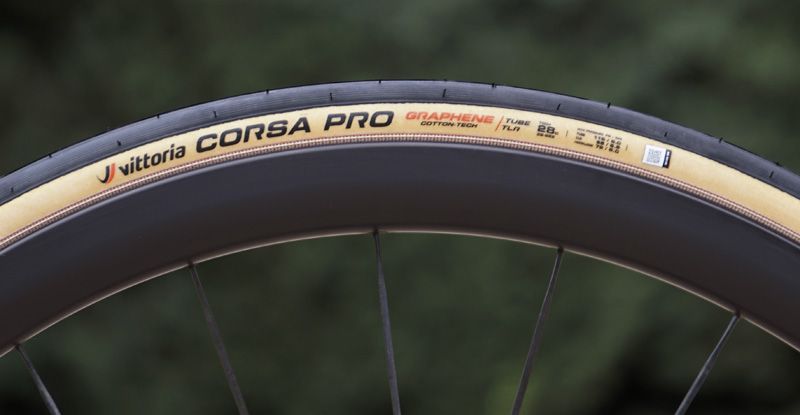 Vittoria Corsa PRO (1) Vittoria Corsa PRO (1)