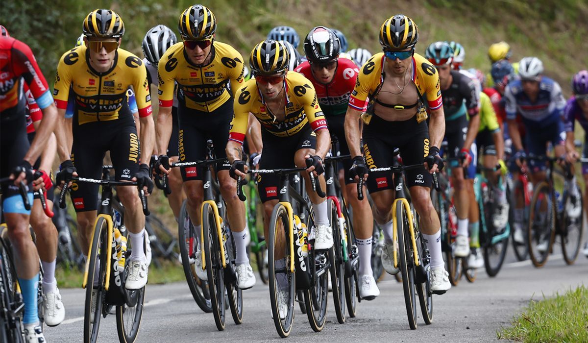 Ciclistas del Jumbo Visma durante una etapa de la pasada Vuelta a España