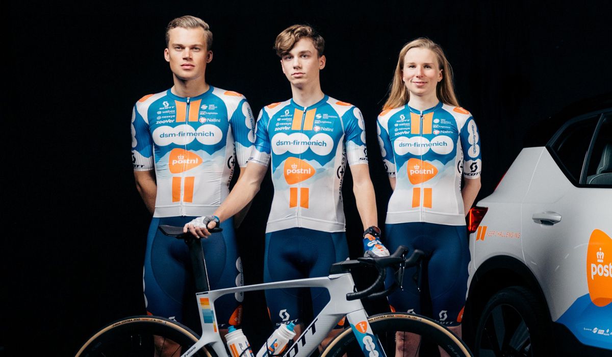 El Team dsm firmenich PostNL presenta su renovada imagen para 2024