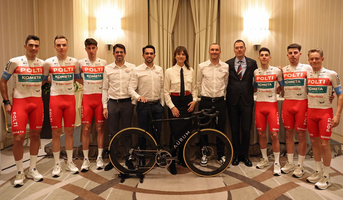 Foto de familia de la presentación del Polti Kometa 2024 Foto de familia de la presentación del Polti Kometa 2024