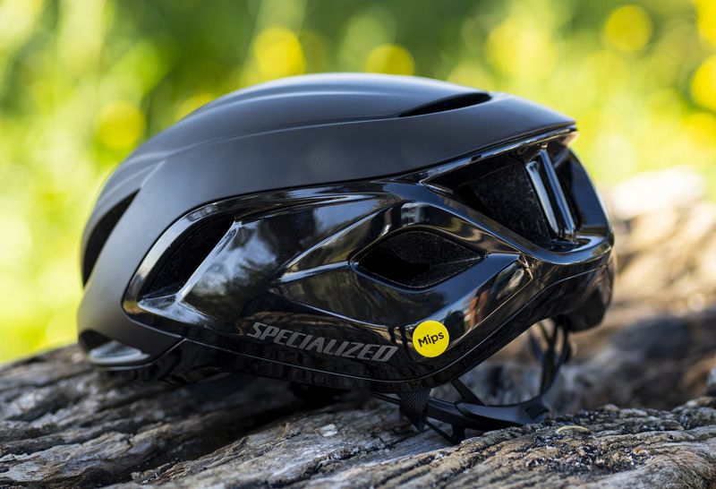 Casco Specialized 04