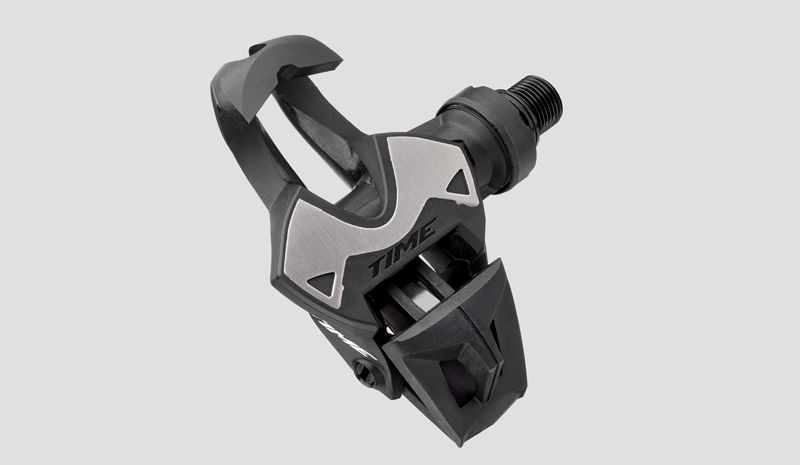 Los XPRESSO 6 disponen de una placa de acero inoxidable en la superficie de apoyo