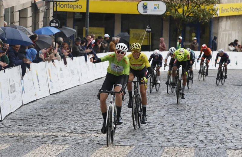 Alex Molenaar (Illes Balears Arabay) logró en Portugal la primera victoria de su equipo