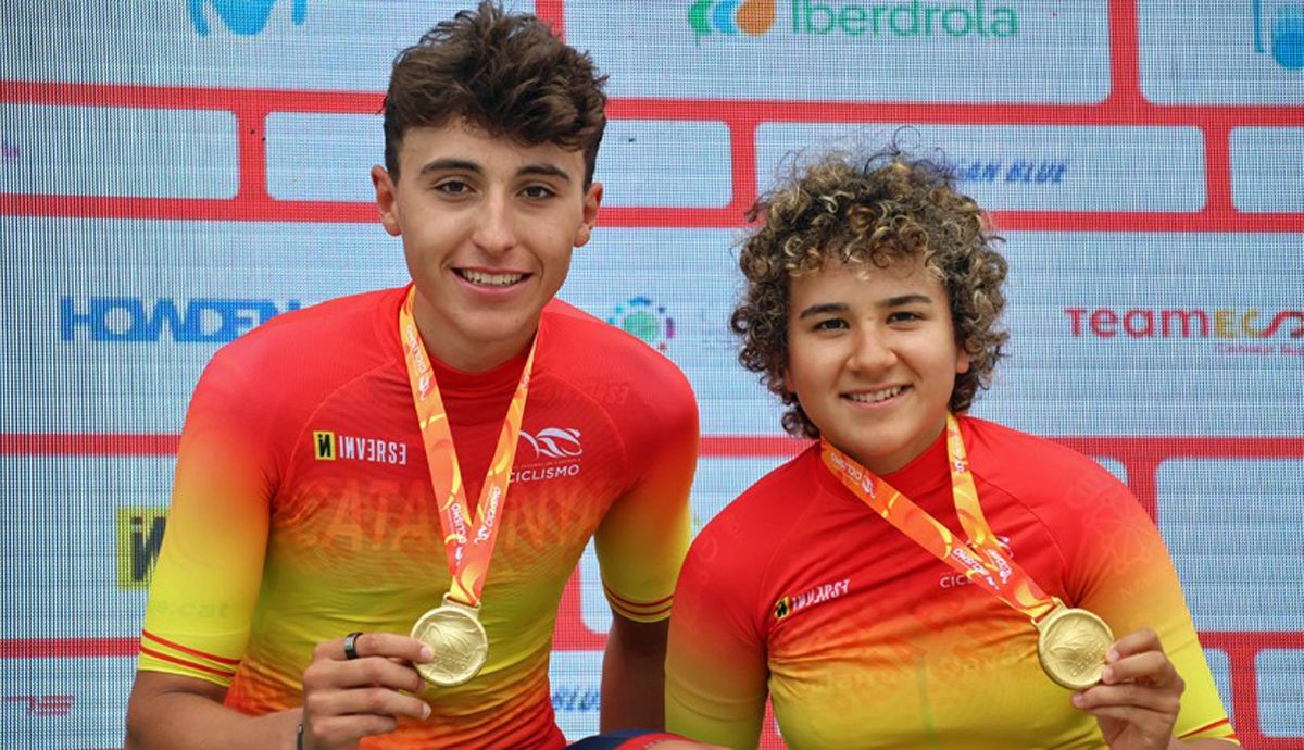 Marc Zafra y Paula Ostiz, campeones de España júnior en ruta