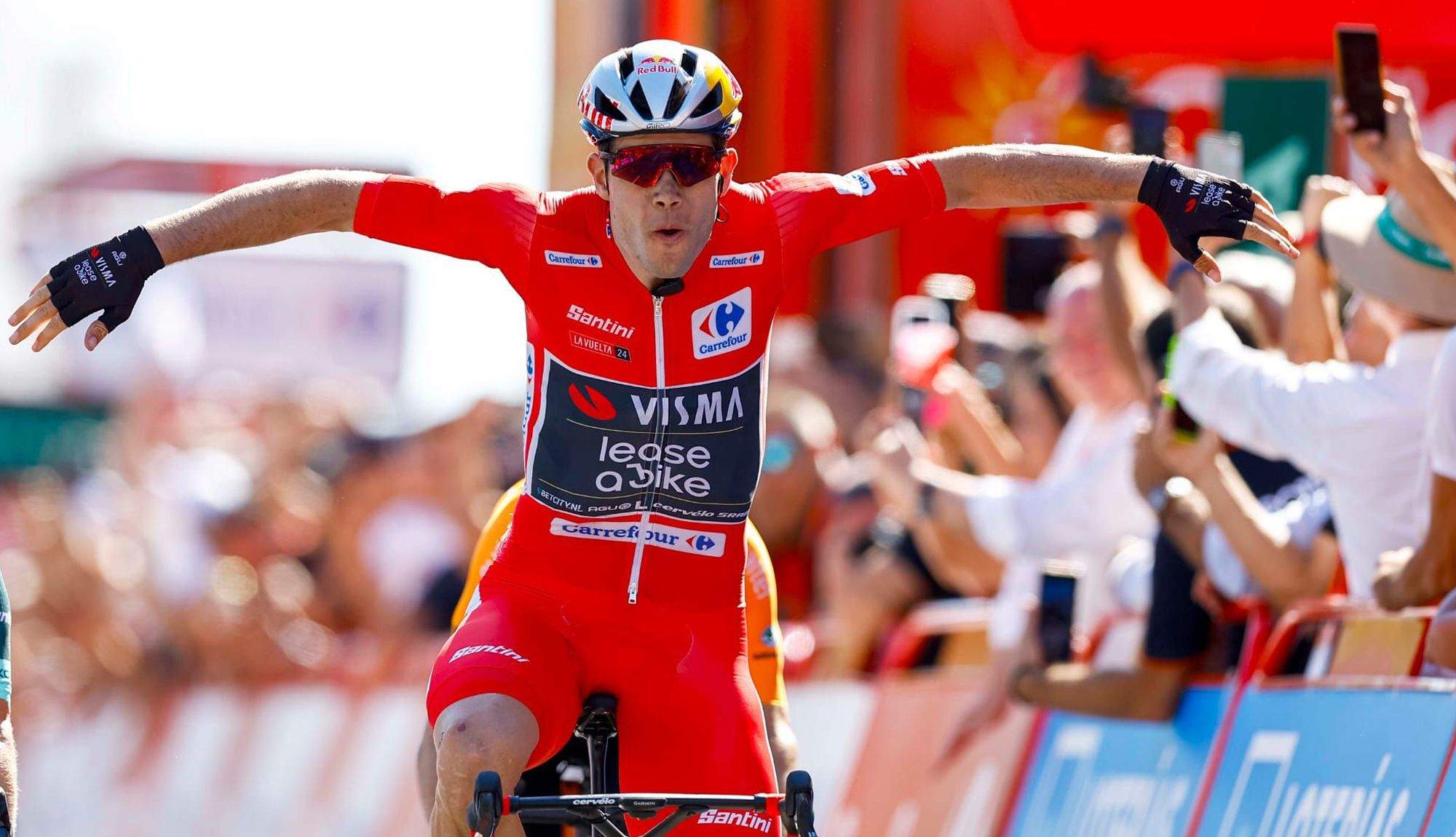 Wout van Aert, victoria y más líder de La Vuelta Wout van Aert, victoria y más líder de La Vuelta