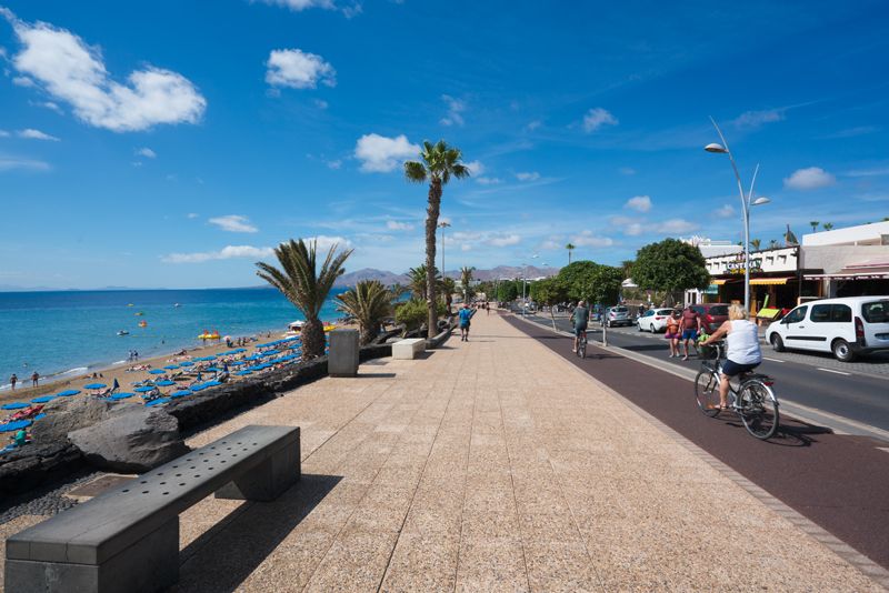 Tias AvenidaPuertoDelCarmen 05 © Turismo Lanzarote Tias AvenidaPuertoDelCarmen 05 © Turismo Lanzarote