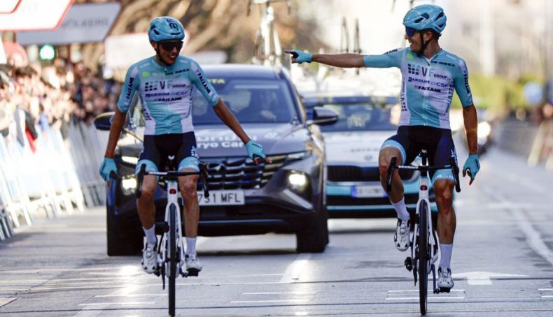 tonelli y tarozzi firman el espectacular doblete del bardiani en la 1a etapa de la volta a la comunitat valenciana 2 790x454
