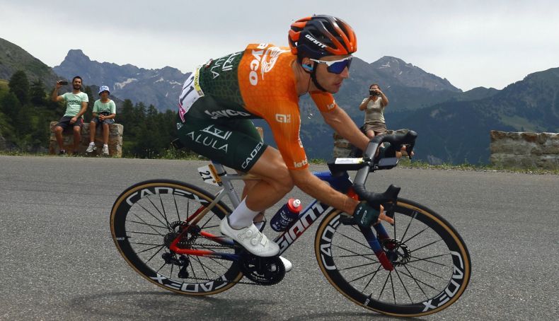 simon yates en una imagen del pasado tour de francia 2 790x454 simon yates en una imagen del pasado tour de francia 2 790x454