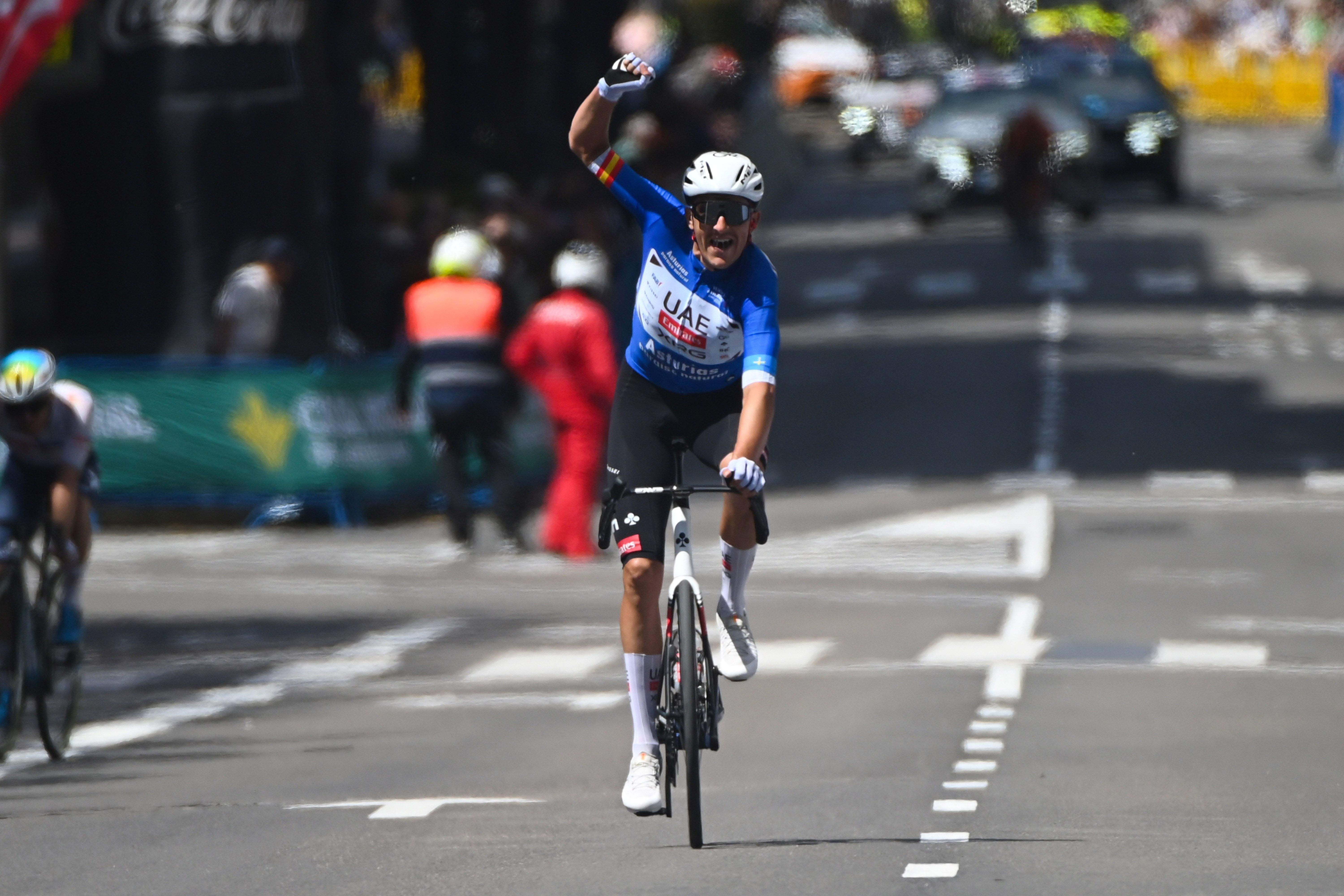 Marc Soler completa su triunfo en la Vuelta a Asturias poniéndole la guinda al pastel con la etapa Marc Soler completa su triunfo en la Vuelta a Asturias poniéndole la guinda al pastel con la etapa