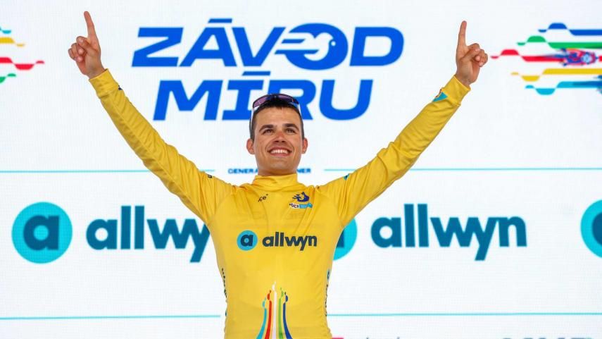 Pau Martí conquista la Carrera de la Paz 2025 Pau Martí conquista la Carrera de la Paz 2025