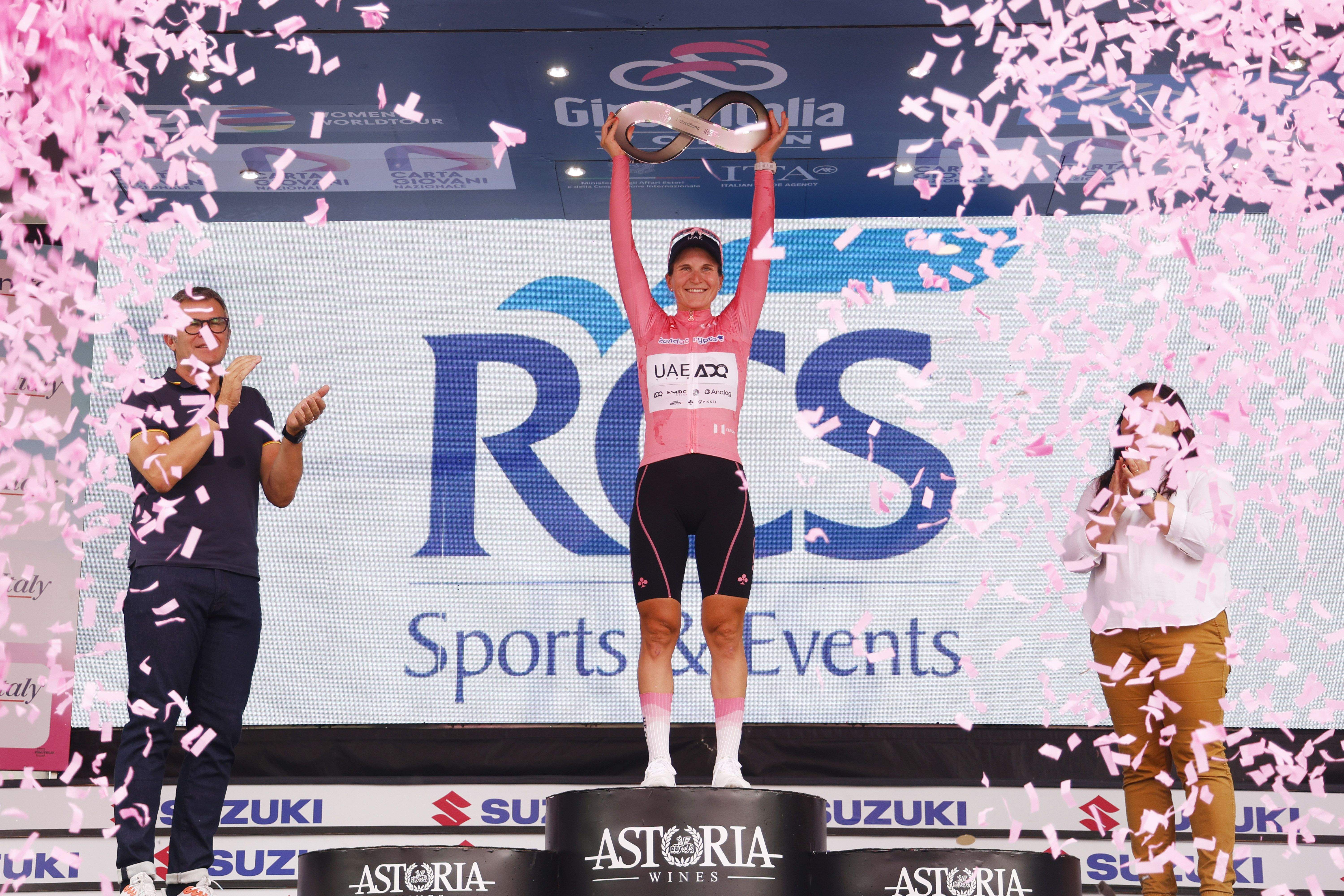 Elisa Longo Borghini revalida el Giro de Italia; Liane Lippert gana en Imola Elisa Longo Borghini revalida el Giro de Italia; Liane Lippert gana en Imola