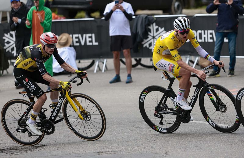 O´Connor brilla en el Col de la Loze, donde Pogacar asest...