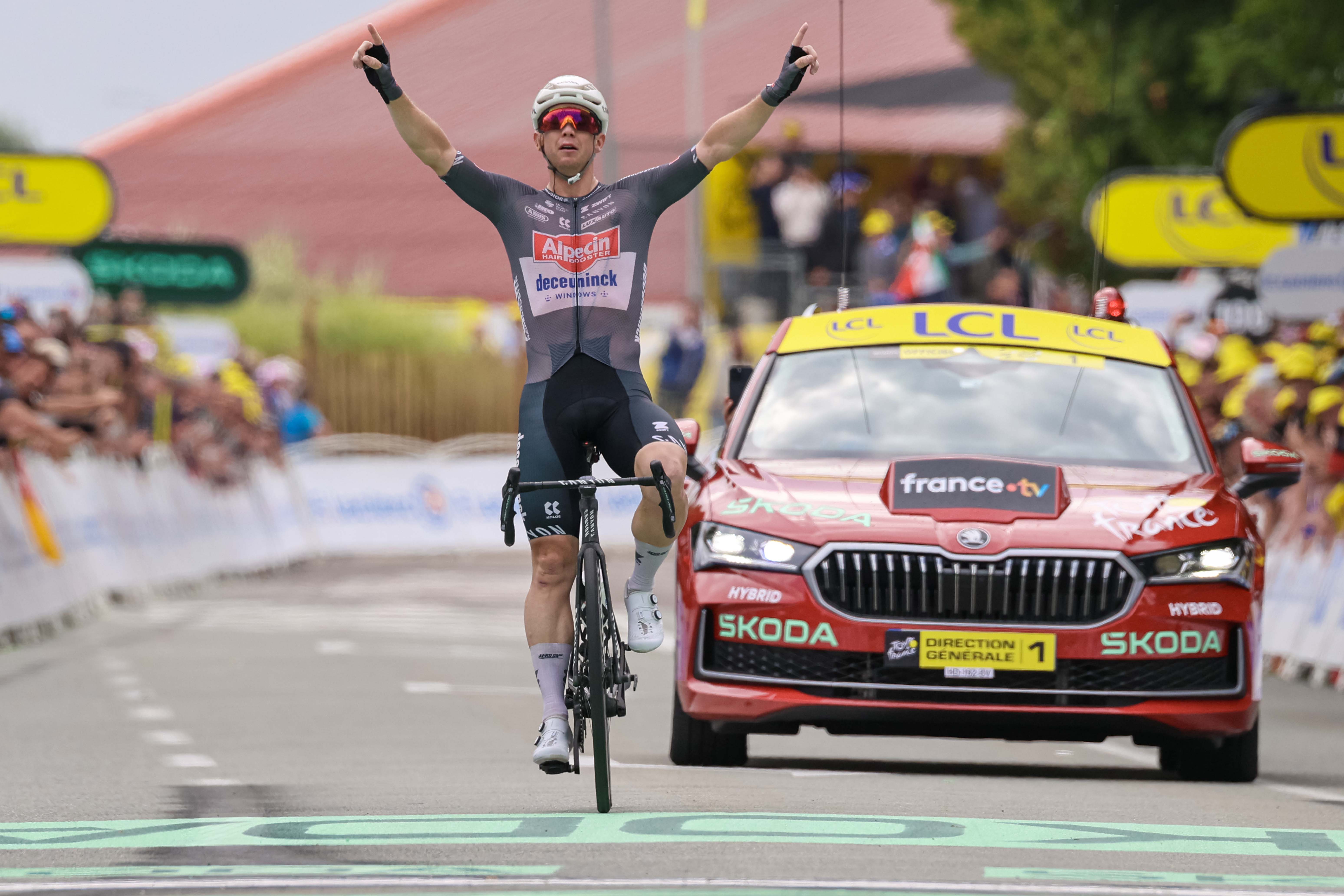 Kaden Groves, de lanzador de Philipsen a ganador de etapa desde la fuga en el Tour de Francia Kaden Groves, de lanzador de Philipsen a ganador de etapa desde la fuga en el Tour de Francia