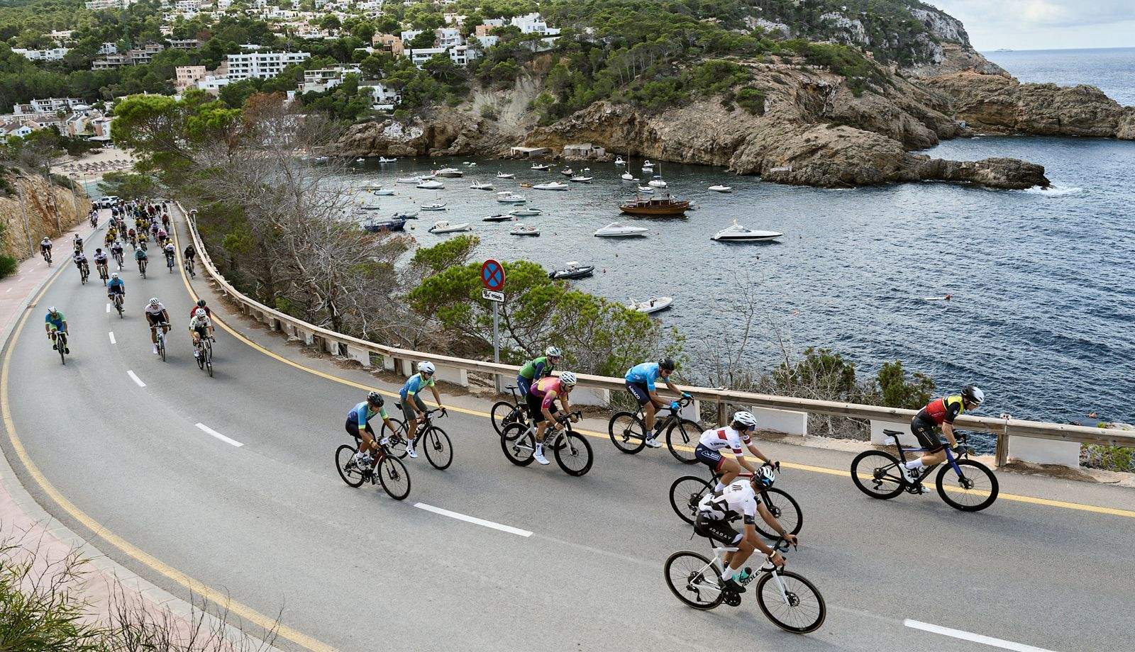 XXII Vuelta Cicloturista a Ibiza Campagnolo, una edición para toda la familia