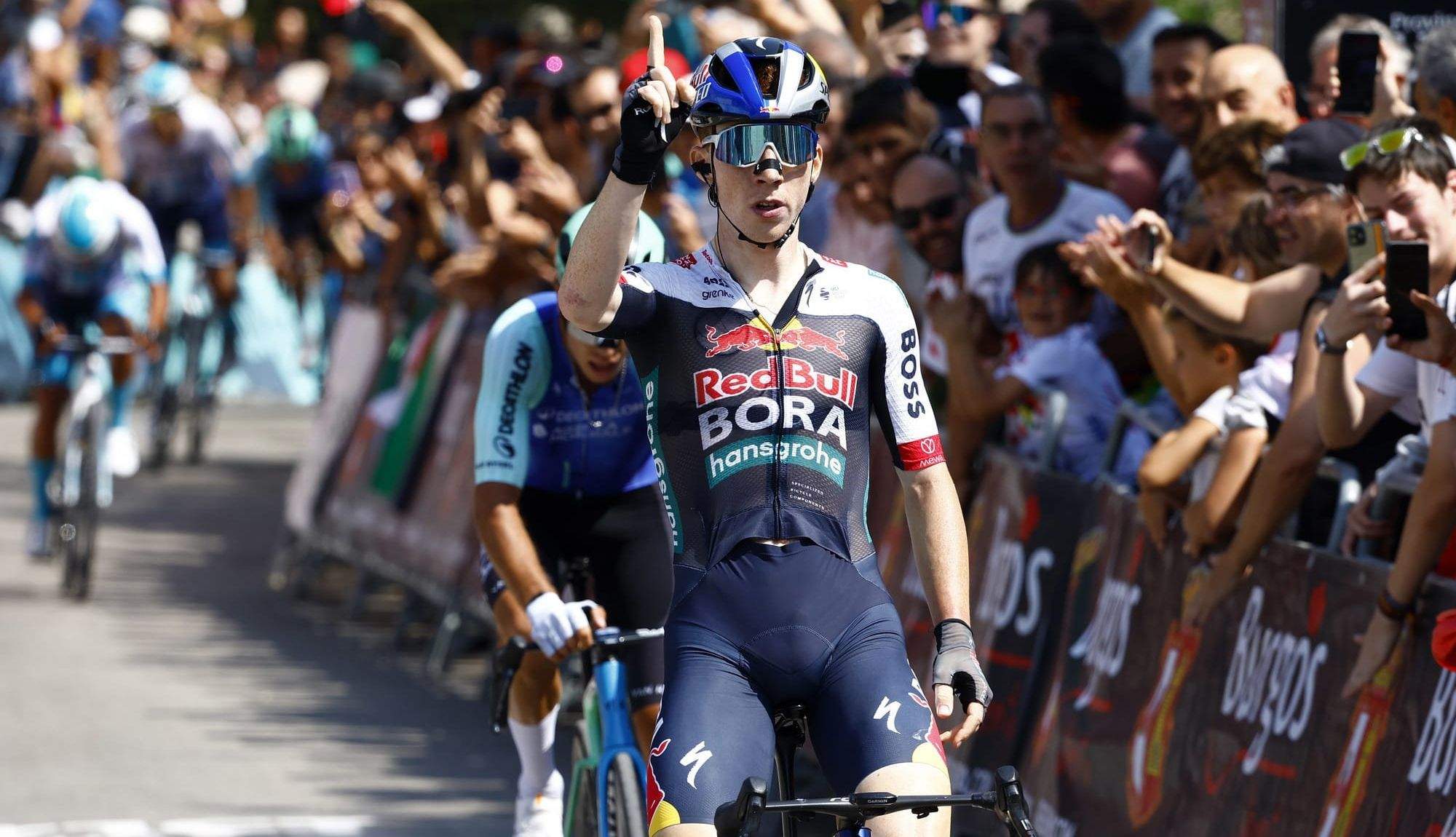 Roger Adriá ficha por el Movistar Team hasta 2028