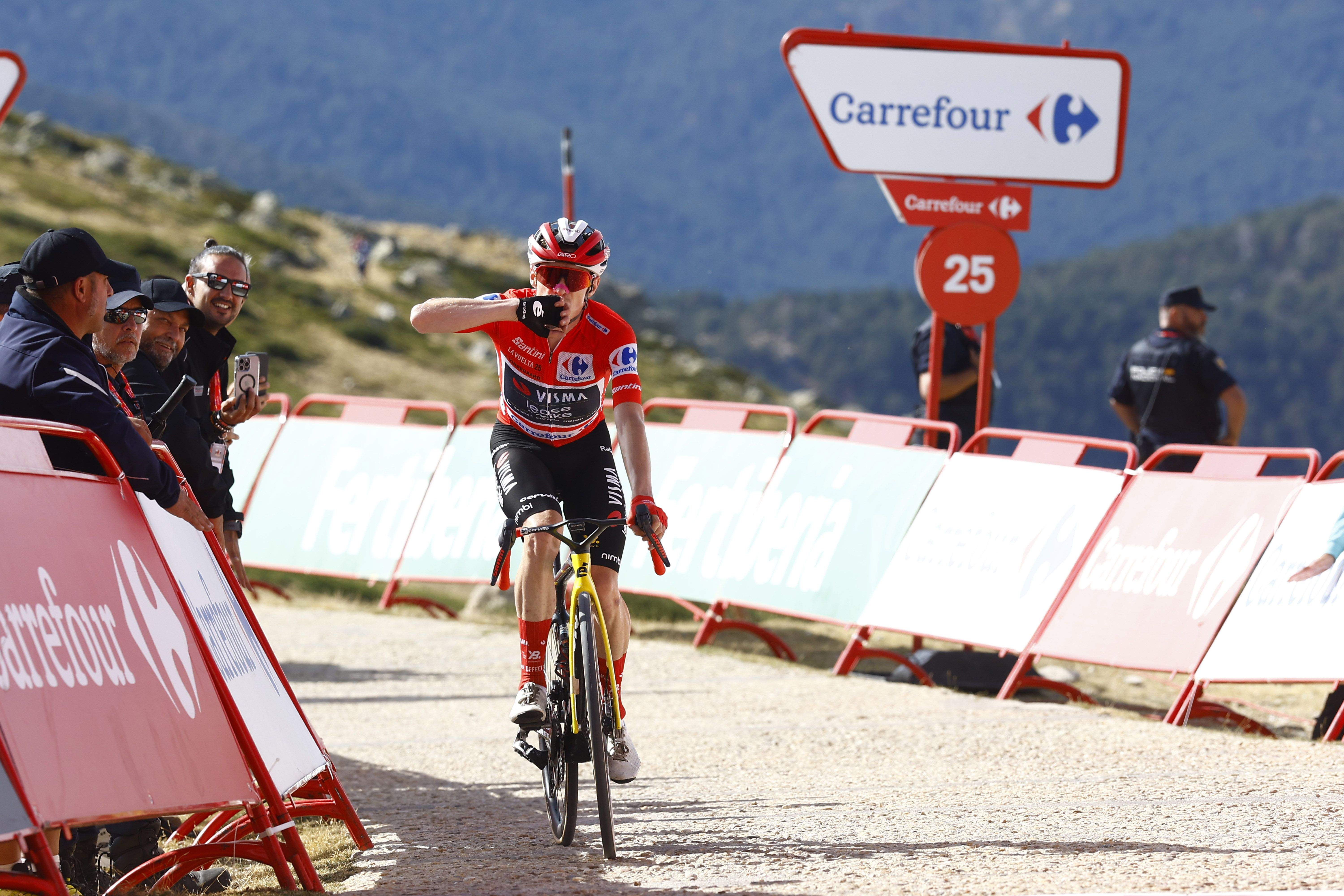Jonas Vingegaard sentencia su victoria en La Vuelta coronando La Bola del Mundo