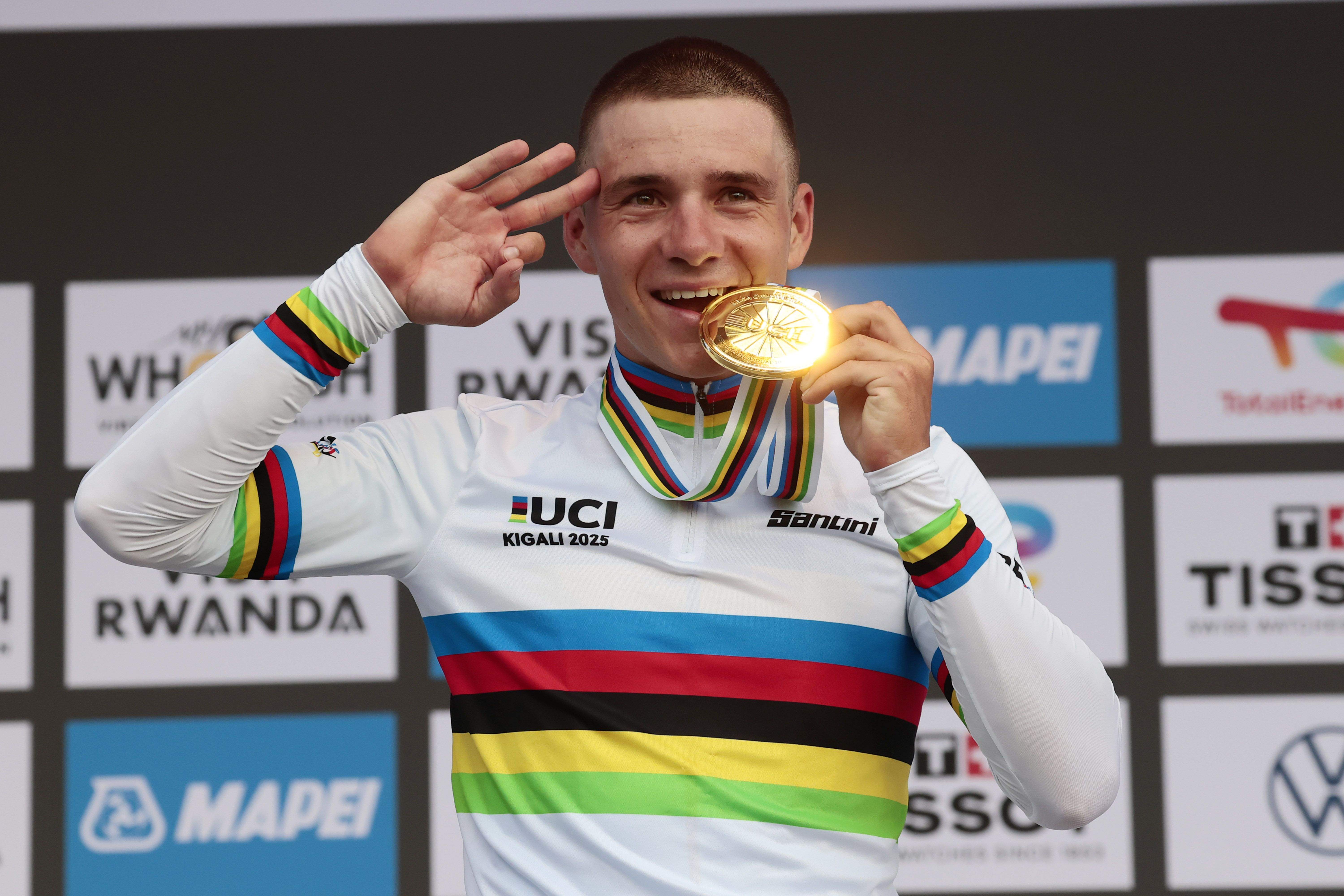 Exhibición histórica de Remco Evenepoel en la contrarreloj: el belga es tricampeón del mundo Exhibición histórica de Remco Evenepoel en la contrarreloj: el belga es tricampeón del mundo