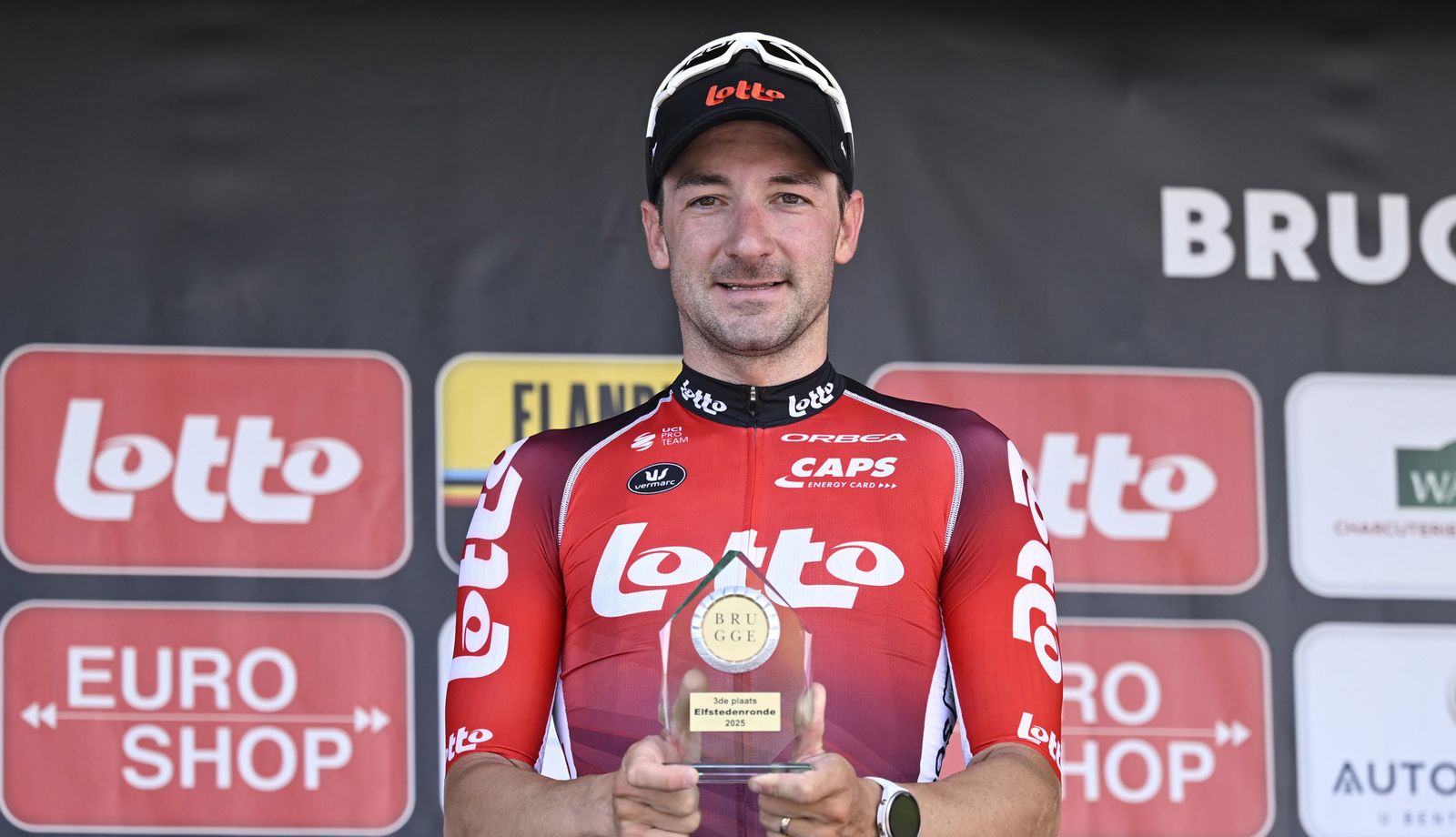 Elia Viviani anuncia su retirada Elia Viviani anuncia su retirada