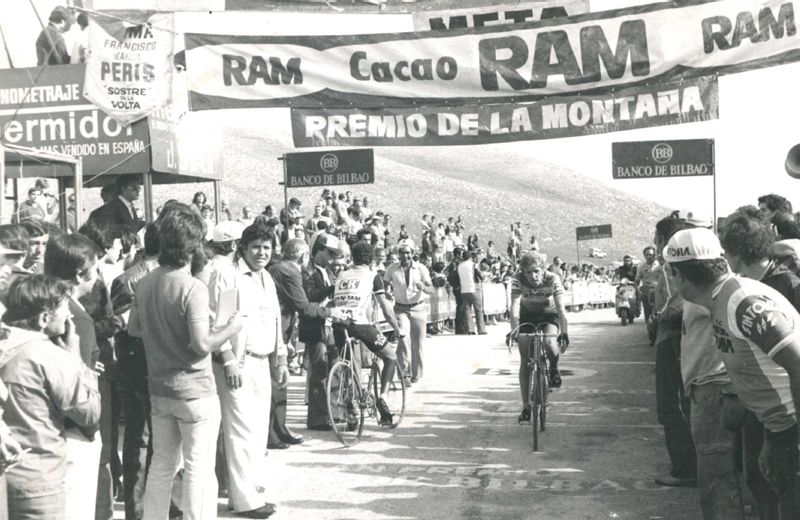 Imagen de la llegada al Coll de Pal en la edición de 1979