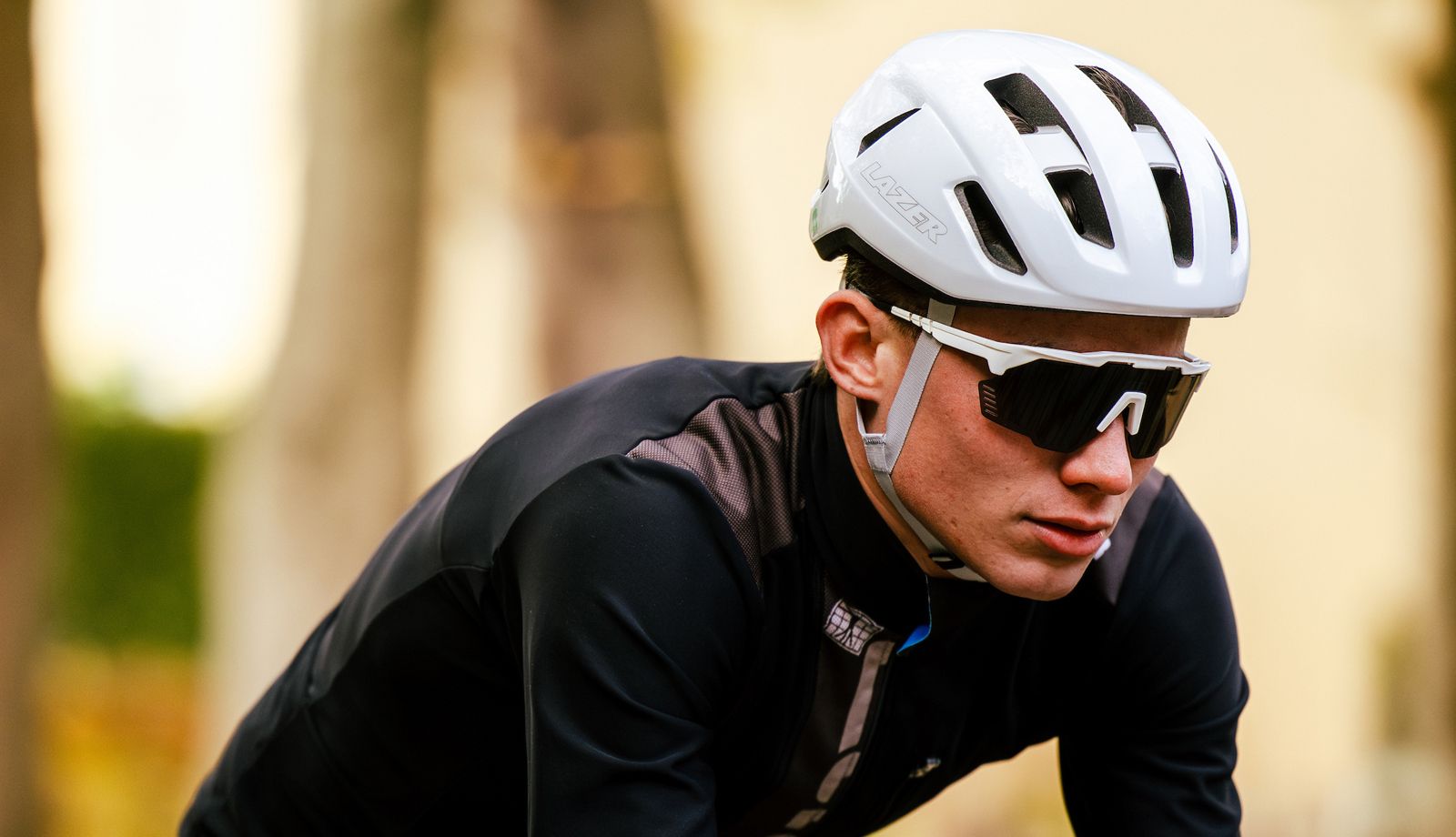 Lazer presenta Sphere KinetiCore, su nuevo casco de carretera multiusos