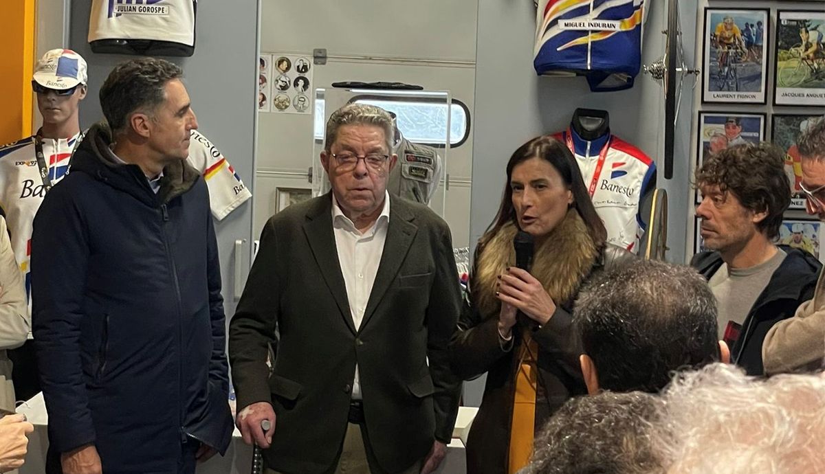 Inaugurado el Museo de Ciclismo Santiago Revuelta, con Induráin y Freire