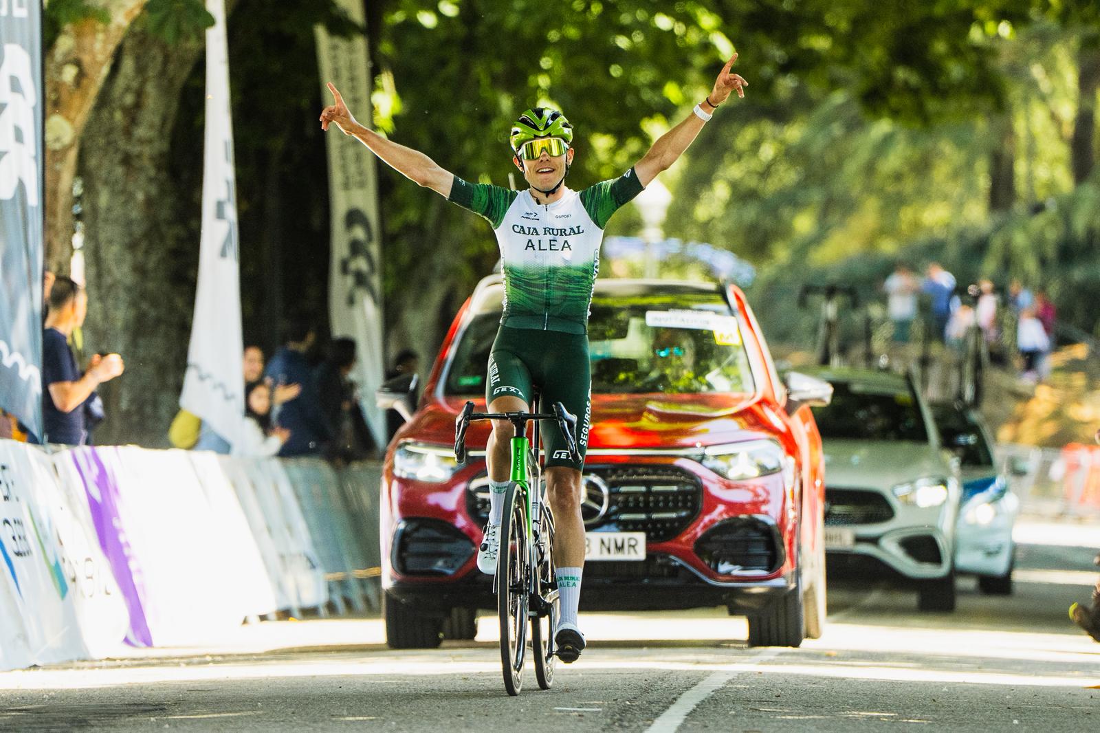 Iker Pérez gana en Vigo y Daniel Cepa conquista la general de la Copa de España Élite y sub-23