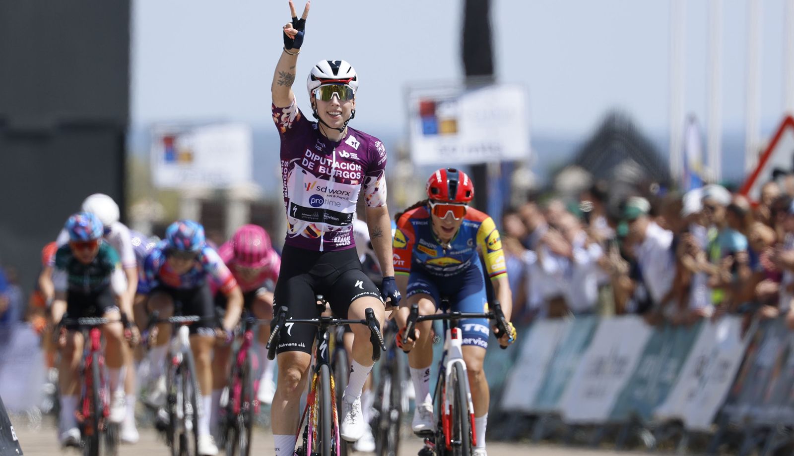 Lorena Wiebes repite victoria en la Vuelta a Burgos