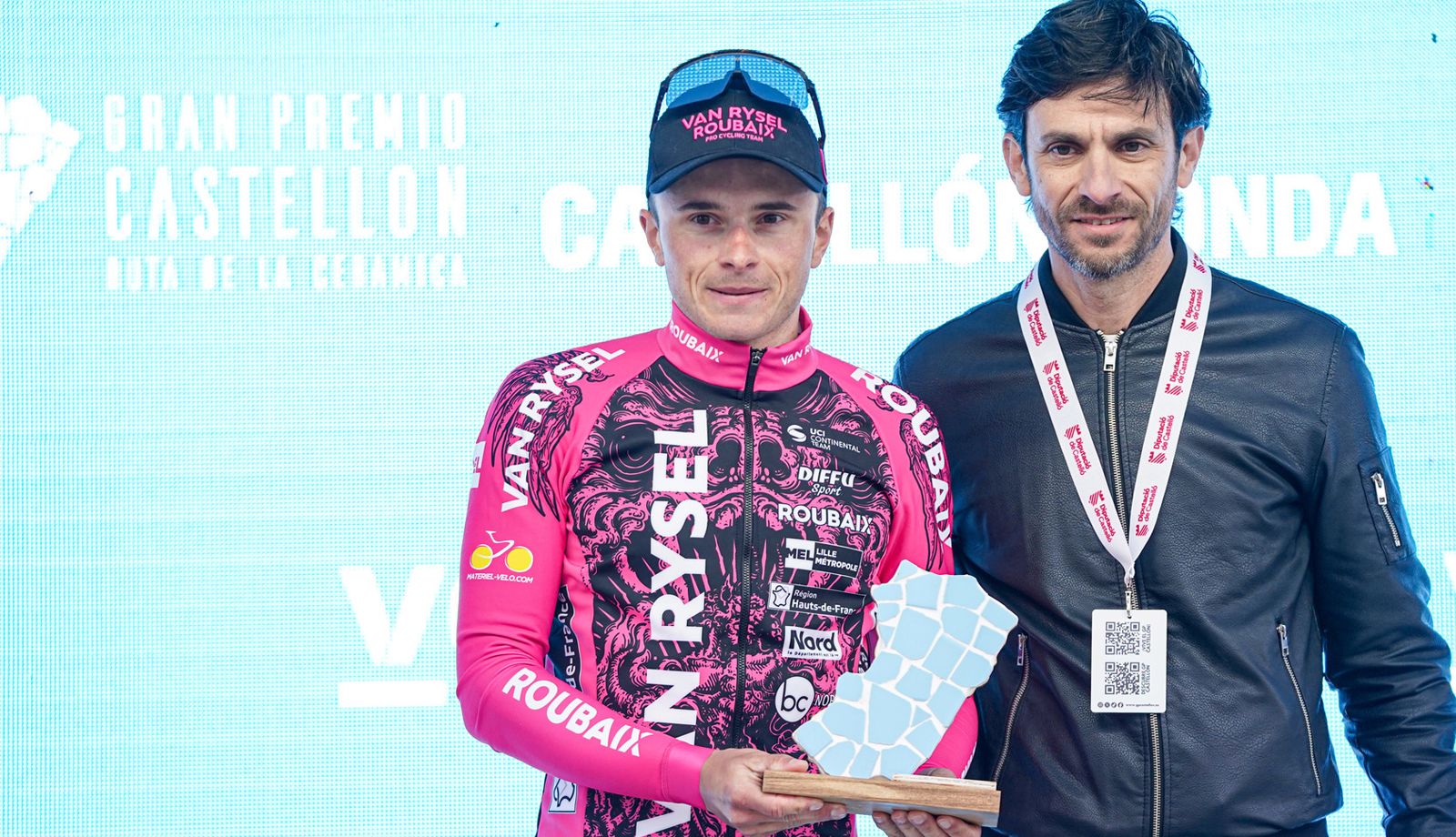 Kenny Molly, en el podio del Gran Premio Castellón 2026. Foto: Miguel Ena (Sprint Cycling Agency)