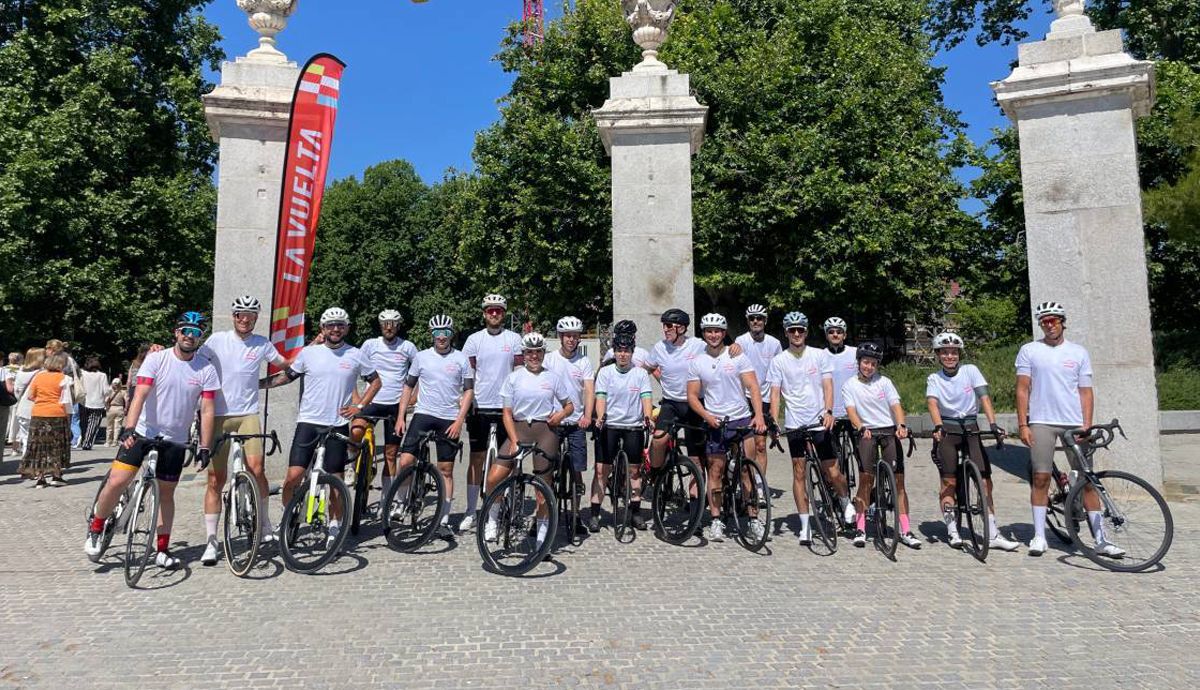 La Vuelta celebra el Día Mundial de la Bicicleta con un Social Ride