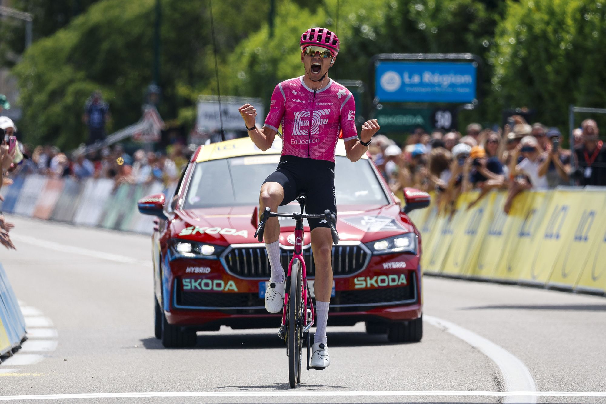 Baudin se escapa con el primer amarilla del Tour Auvergne-Rhône-Alpes