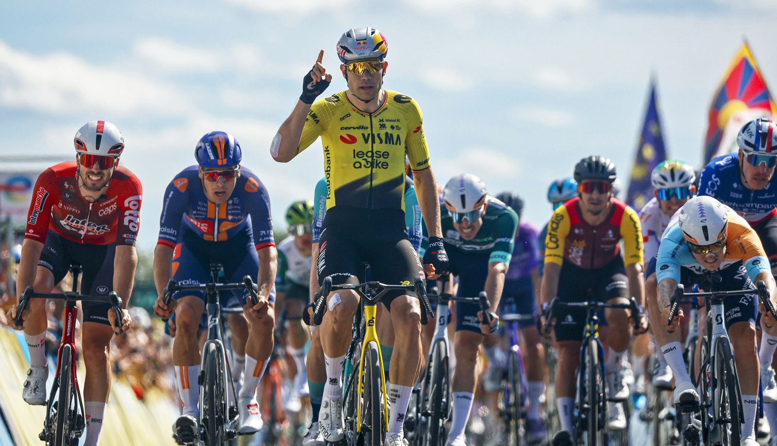 Inyección de moral para Van Aert en el Tour Auvergne - Rhône - Alpes