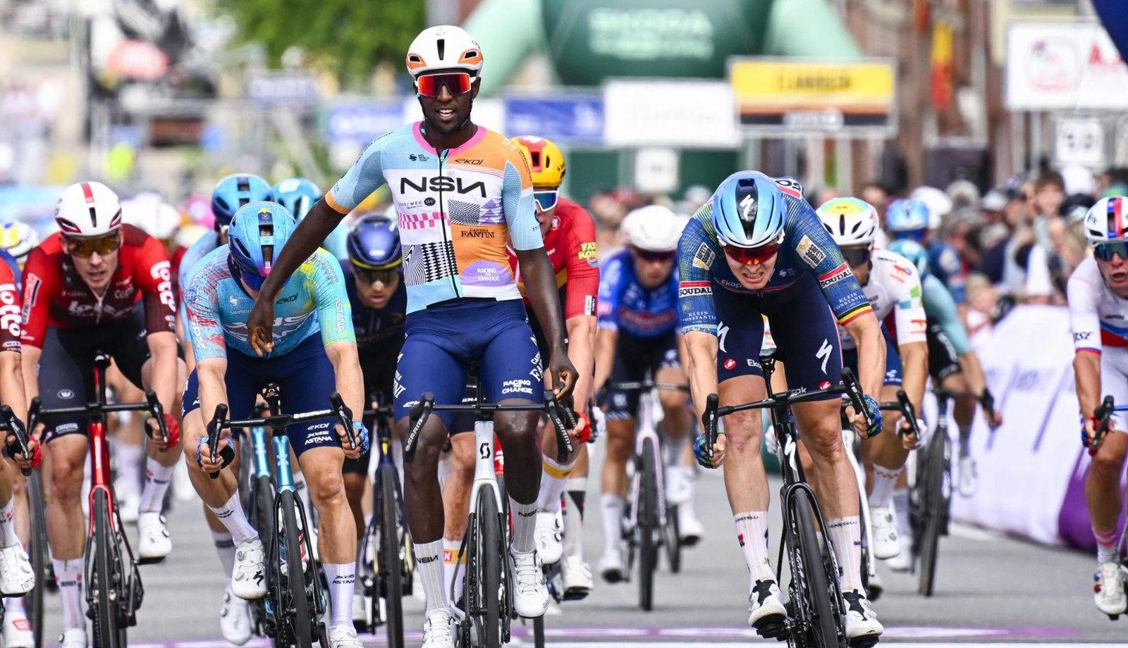 Biniam Girmay, primer líder de la Vuelta a Bélgica