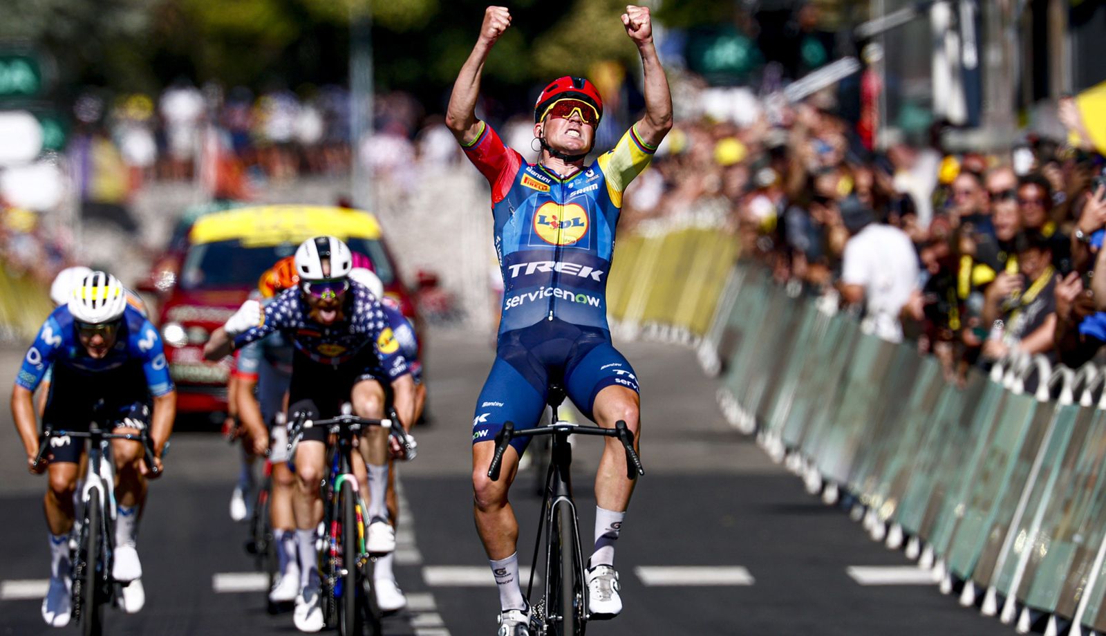 Mads Pedersen remata la fuga en Foix