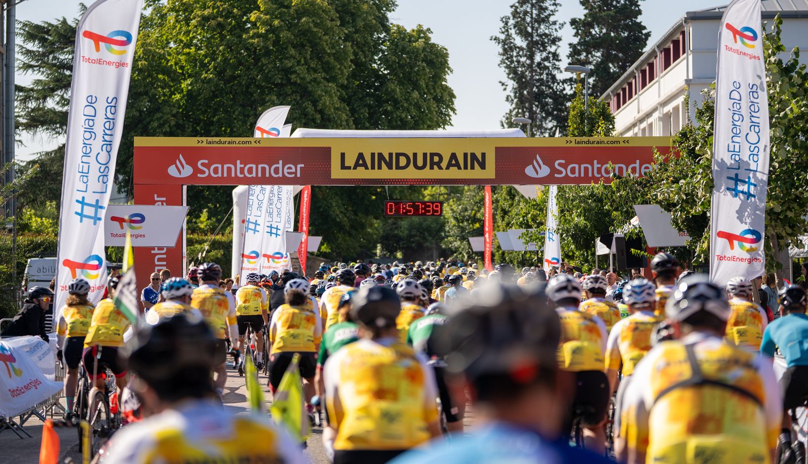 Imagen de la salida de La Indurain 2025