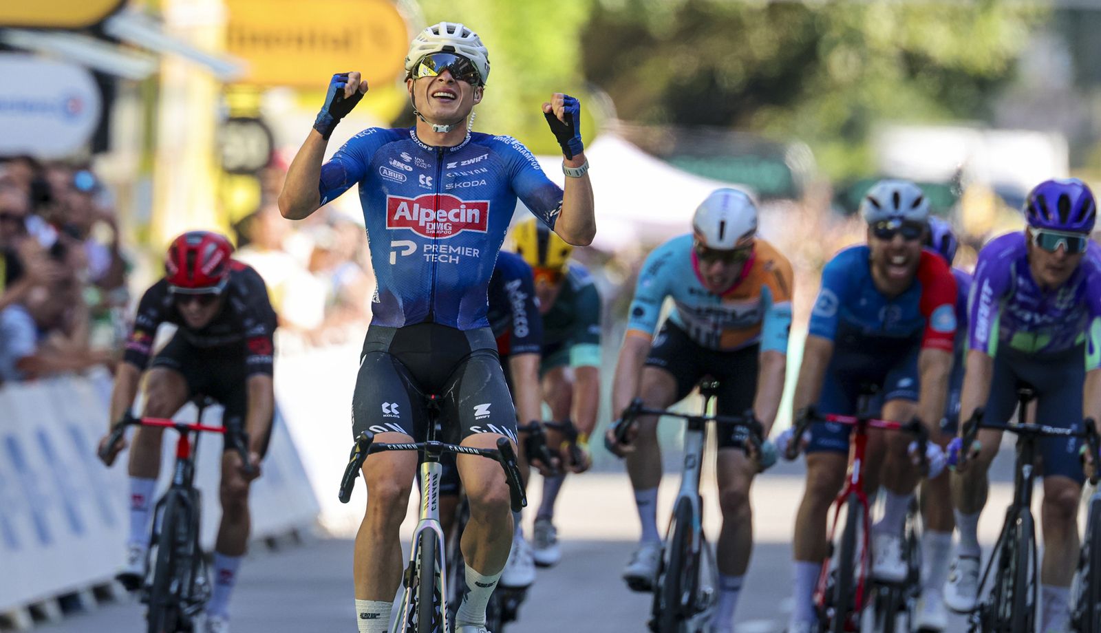 Jaspr Philipsen remata la fuga en Voiron