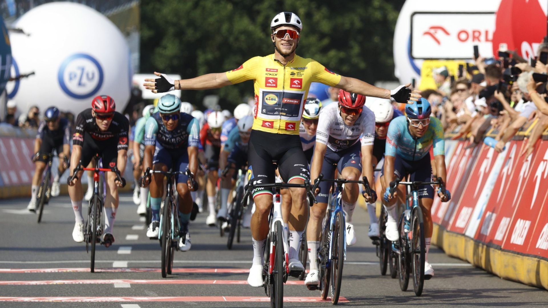 Jonathan Milan, 2 de 2 en la Vuelta a Polonia.