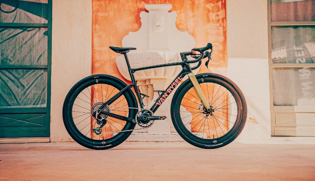 Van Rysel presenta las nuevas bicicletas de gravel RCR G y EDR G