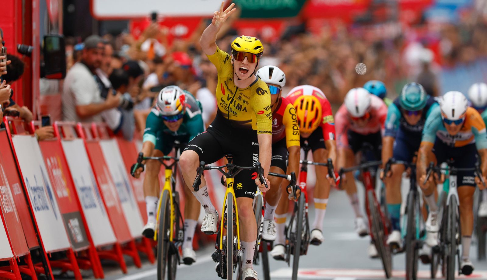 Visma controla y Brennan remata en Lorca su tercera victoria