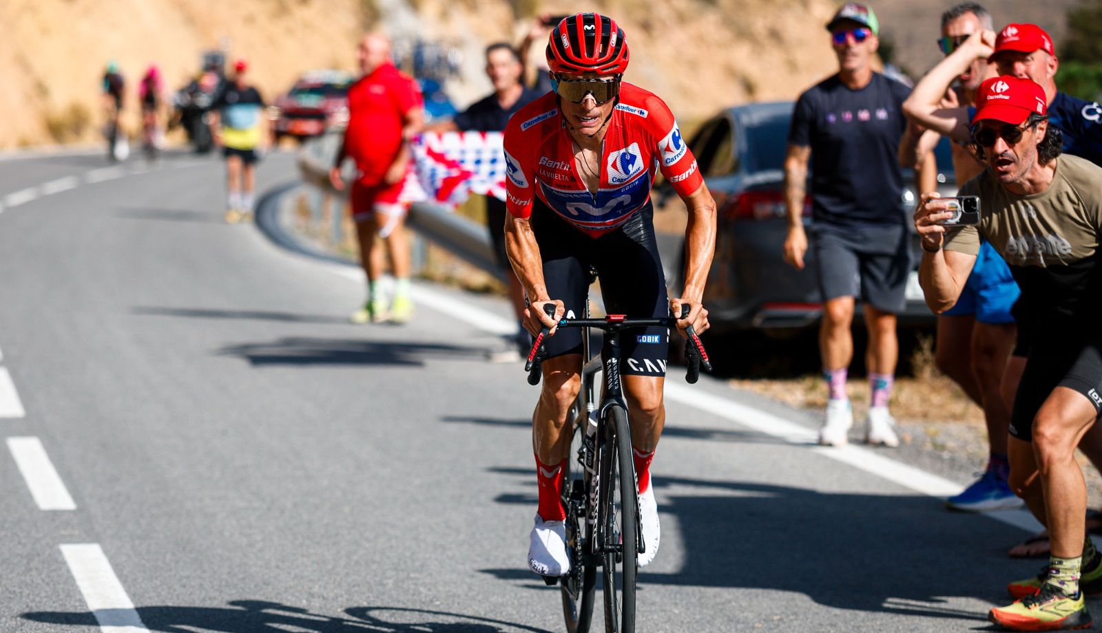 Enric Mas, al ataque en Calar Alto