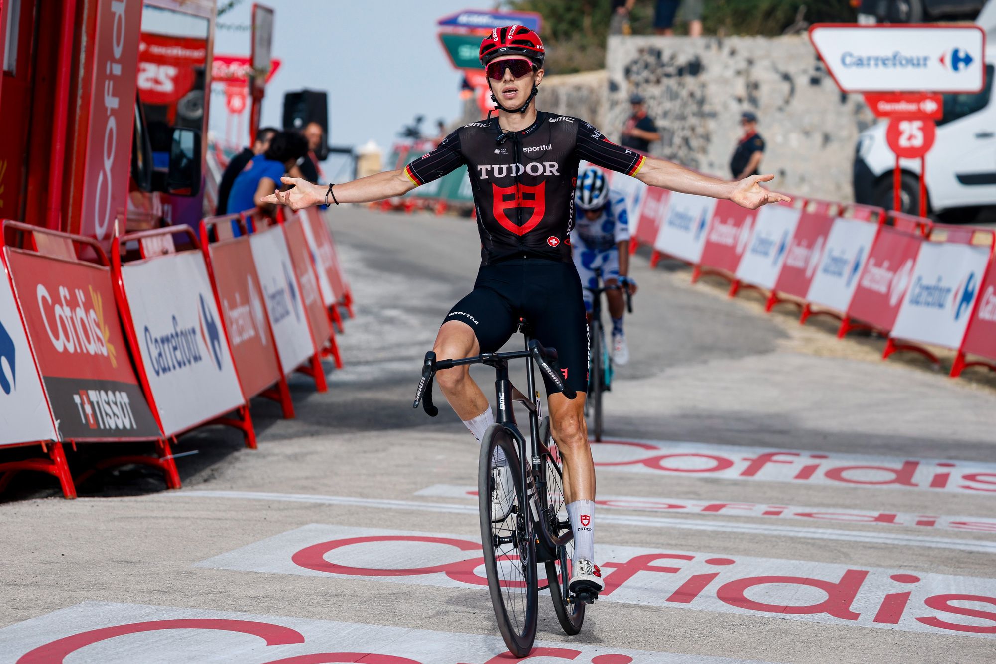 Brenner resucita en La Pandera y Mas vuelve a castigar a Roglic