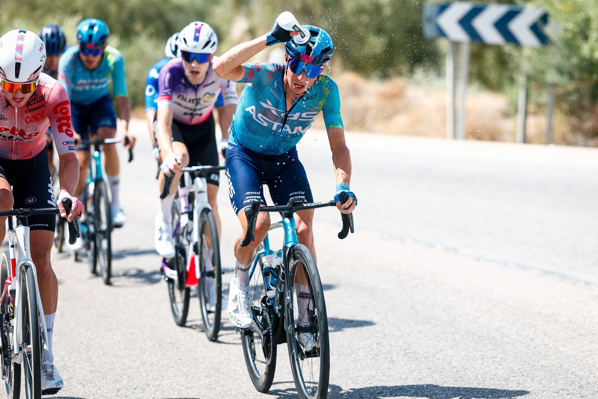 La Vuelta recorta casi 80 kilómetros en Córdoba por el calor extremo