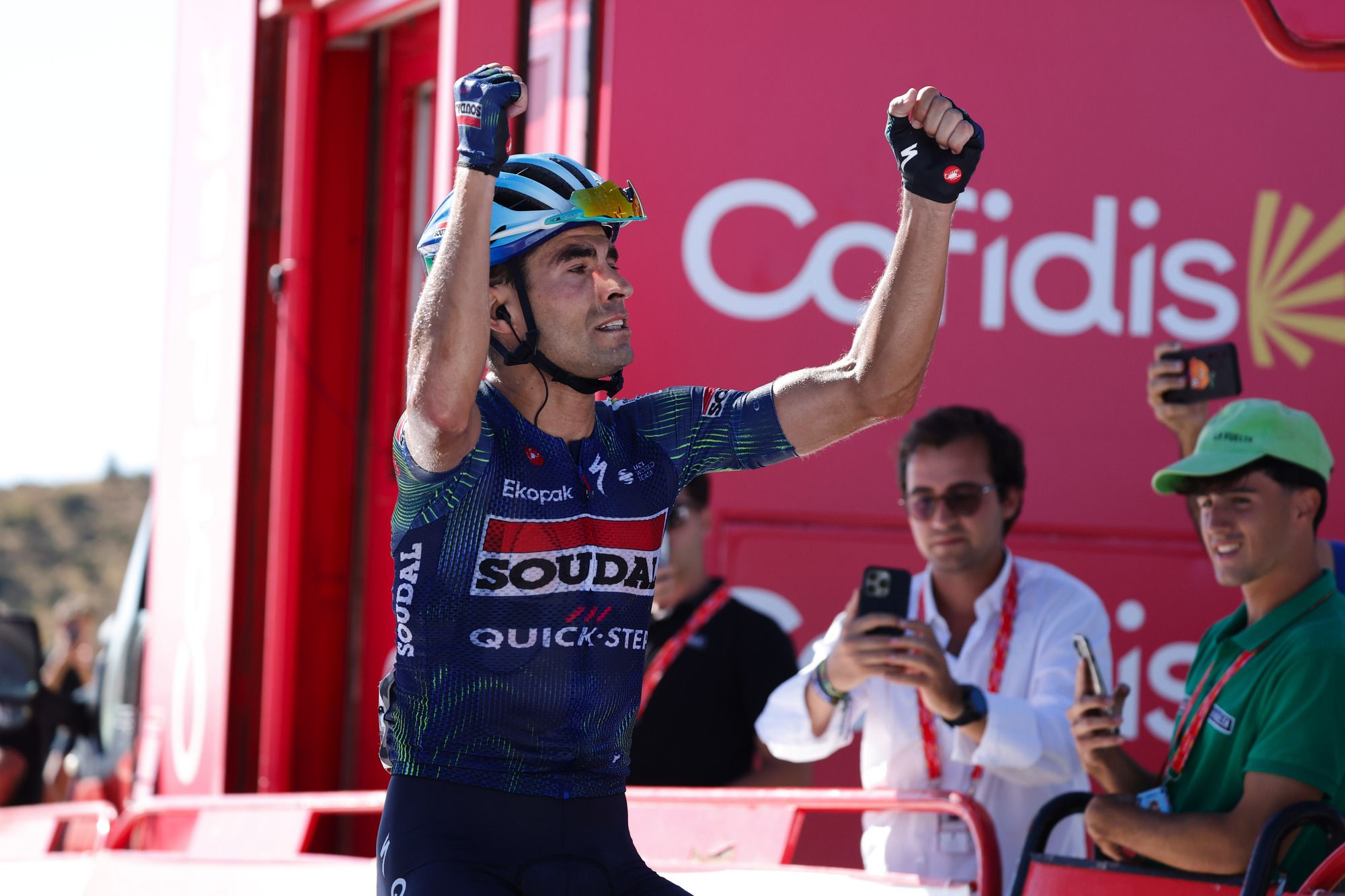 Landa toca el cielo en el Alguacil y Mas deja la Vuelta vista para sentencia