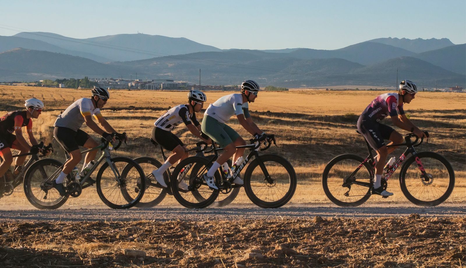 Segovia se convierte en el epicentro del gravel con la IV Brualdis Gravel Tour