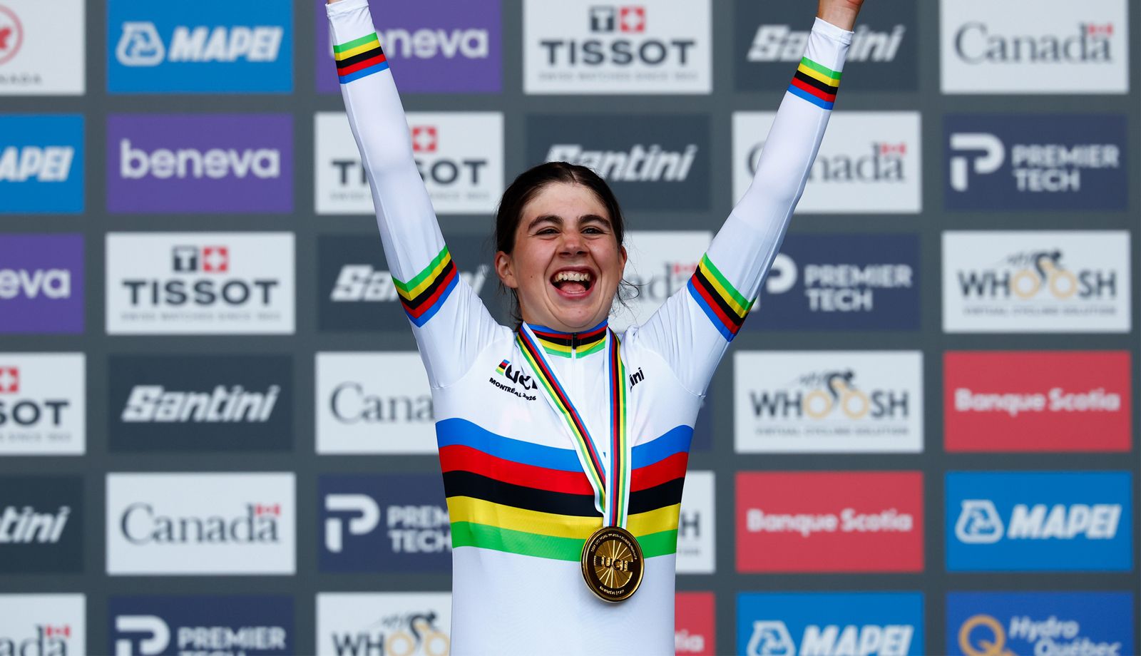 Alejandra Neira, también de arcoíris, completa el festival de España en el Mundial junior en ruta
