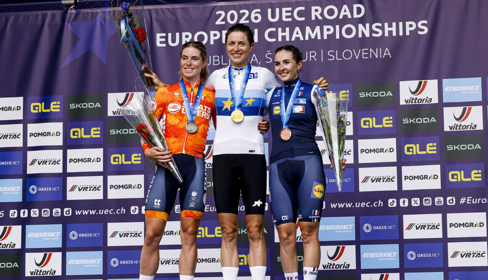 Quinto título europeo contrarreloj para Marlen Reusser. Demi Vollering y Juliette Berthet completan el podio. 
